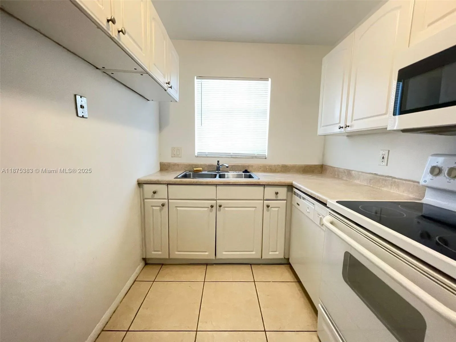 4951 Wedgewood Way, #6