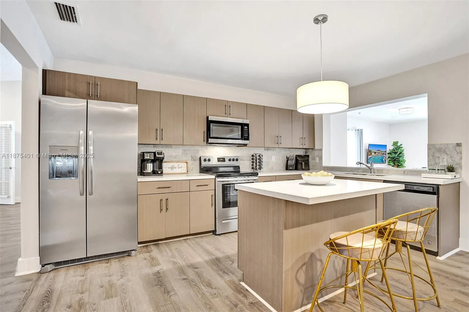 1960 SW 51st Ter