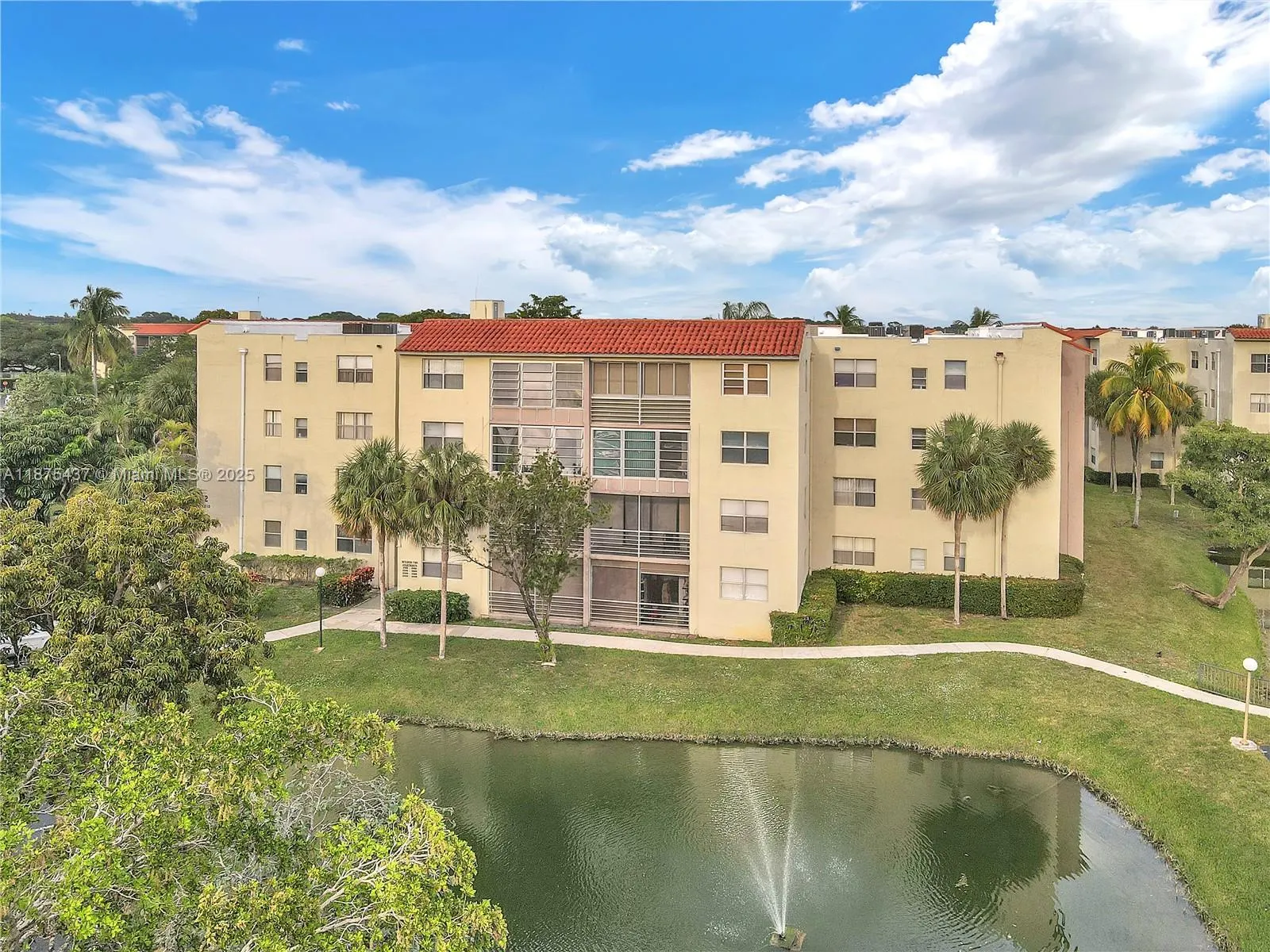 1810 SW 81st Ave, #2412