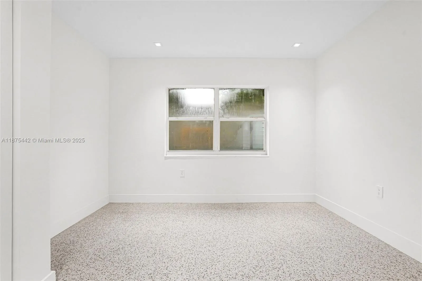 341 NW 43