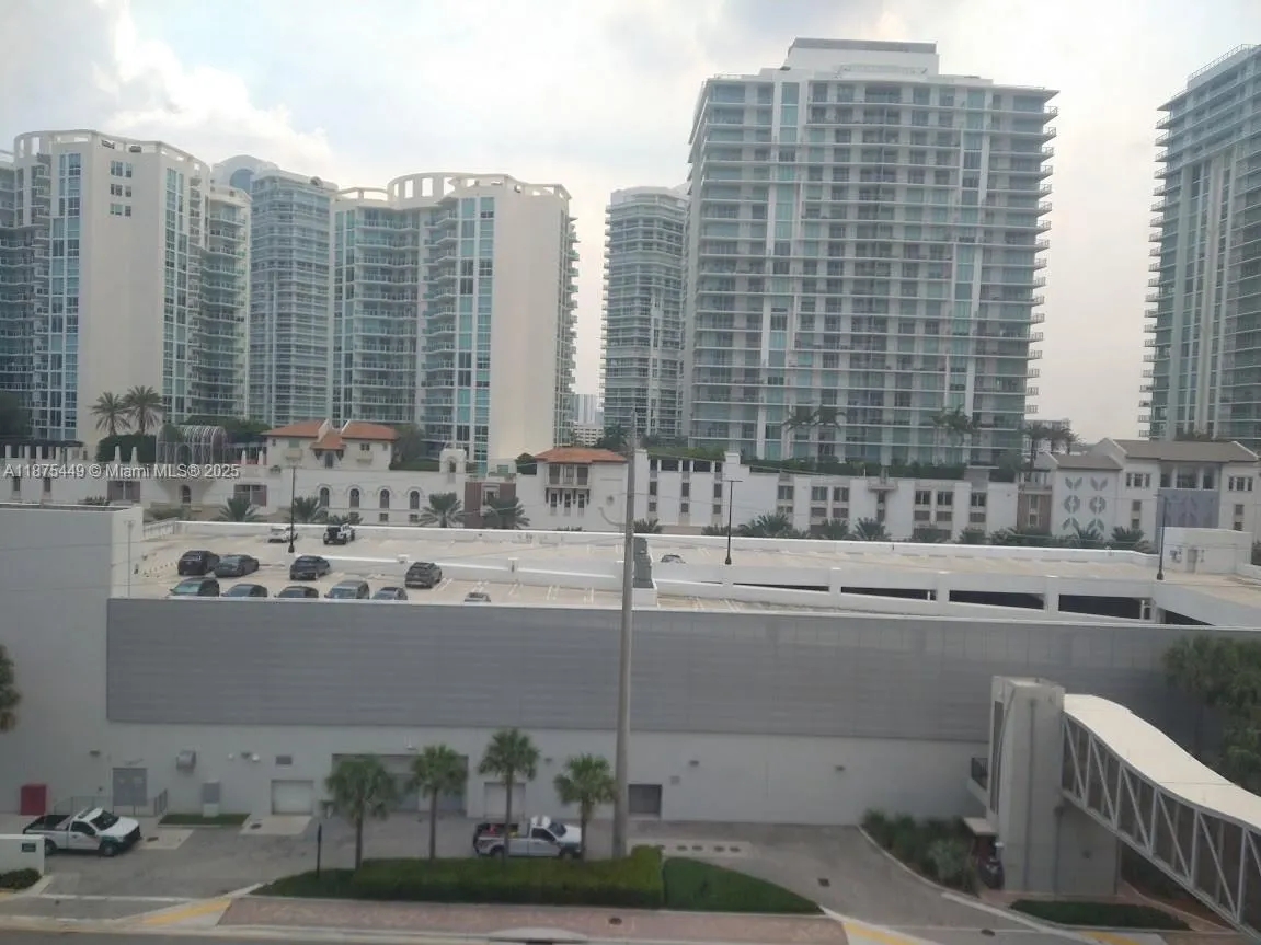 16909 S Bay Rd, #918