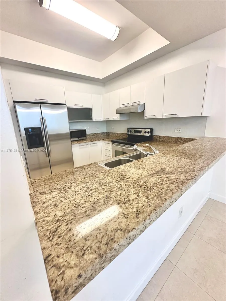 2525 SW 3rd Ave, #1604