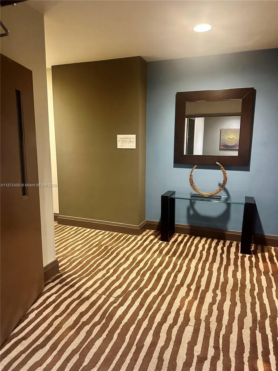 2525 SW 3rd Ave, #1604