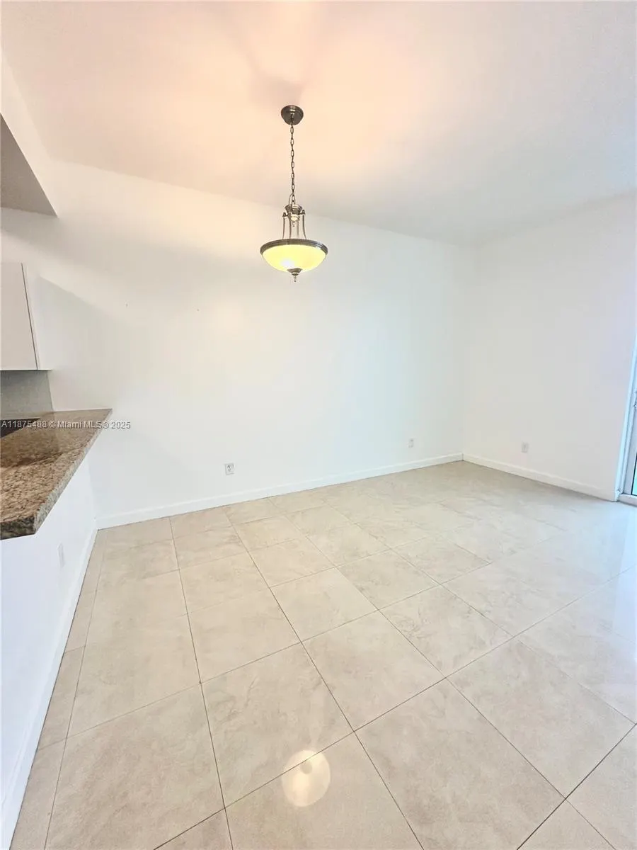 2525 SW 3rd Ave, #1604