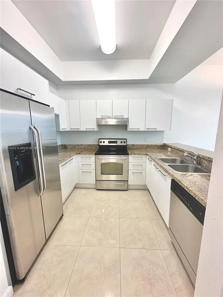 2525 SW 3rd Ave, #1604