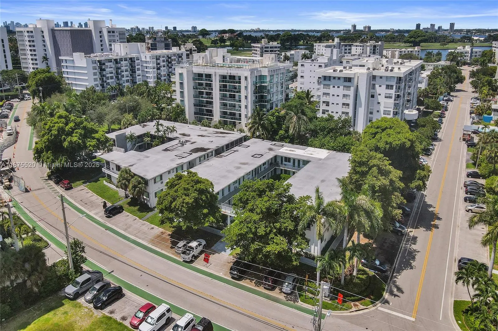 9270 E Bay Harbor Dr, #4A