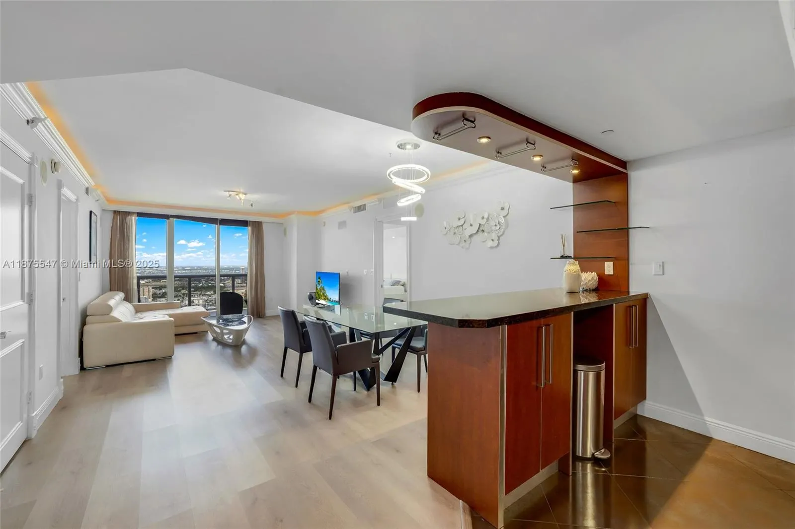 1800 S Ocean Dr, #3607