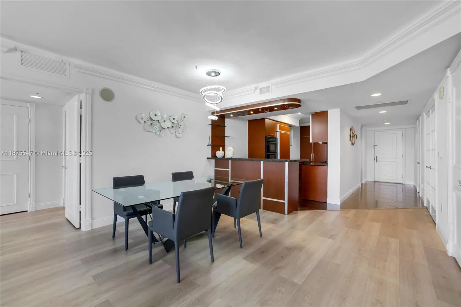1800 S Ocean Dr, #3607