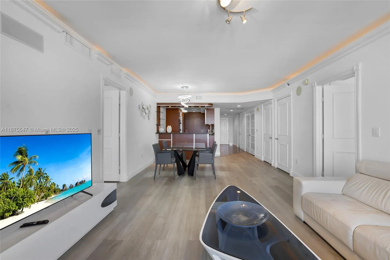 1800 S Ocean Dr, #3607