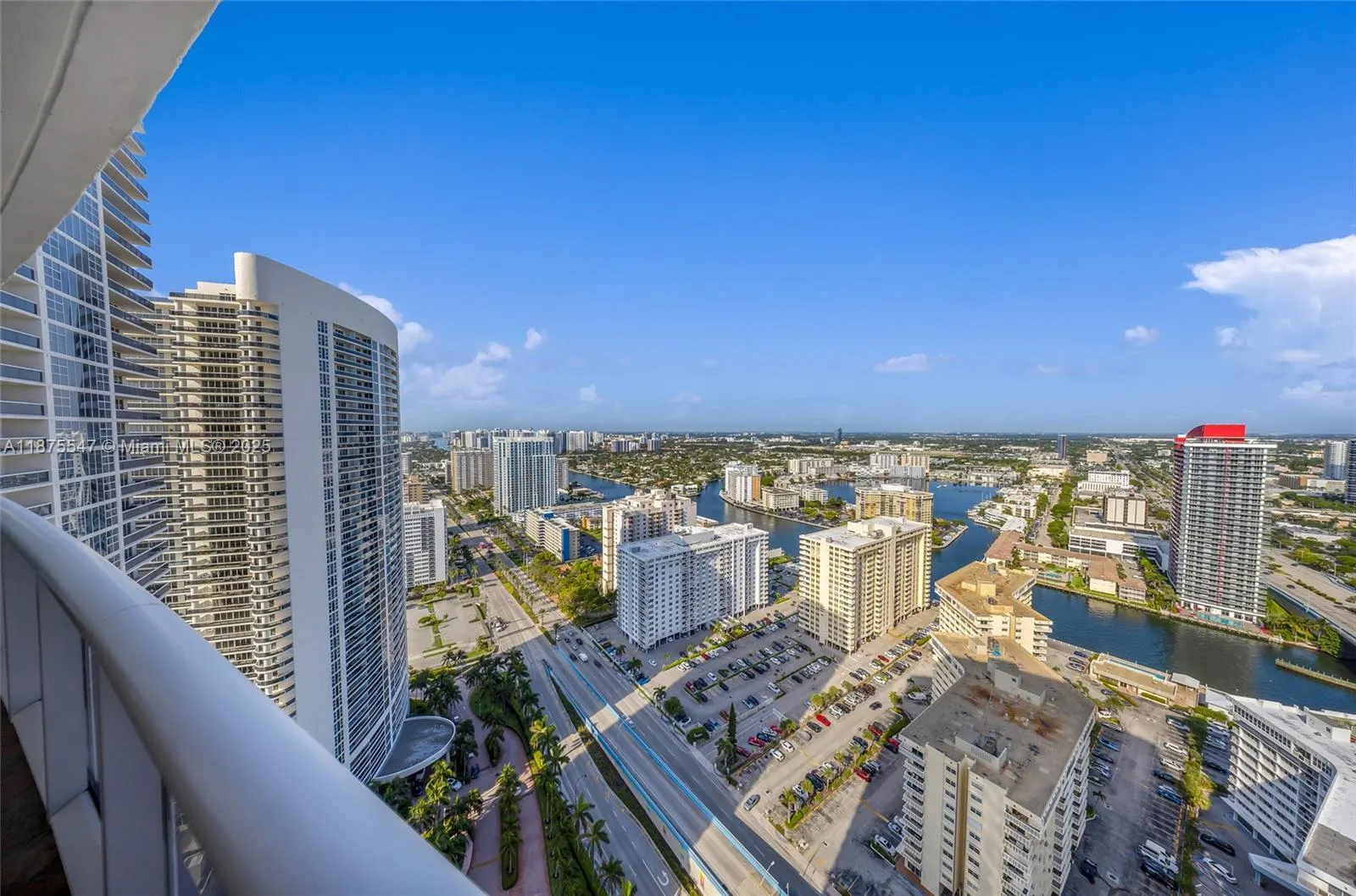 1800 S Ocean Dr, #3607