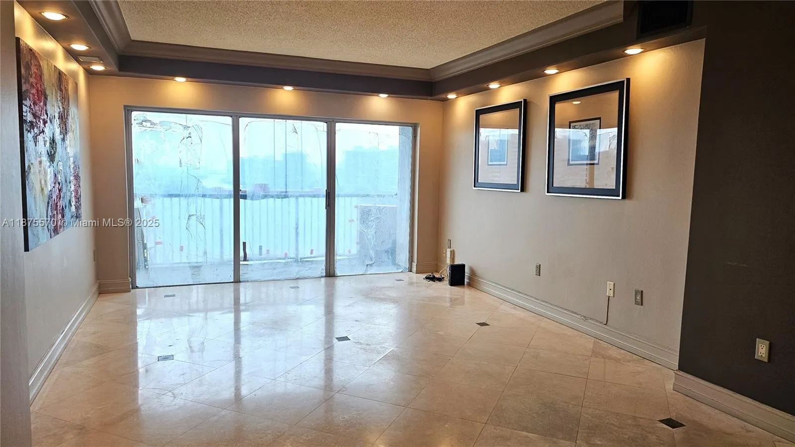 1985 S Ocean Dr, #20A