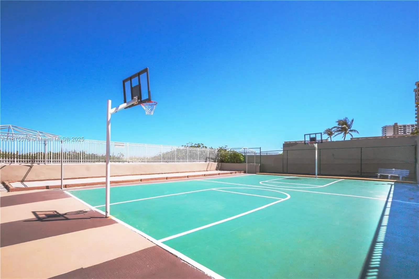 1985 S Ocean Dr, #20A