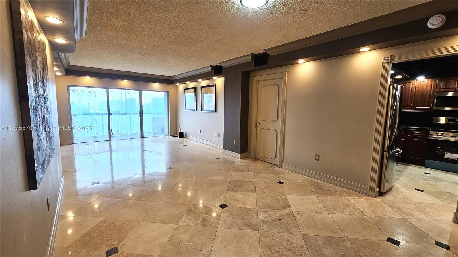 1985 S Ocean Dr, #20A