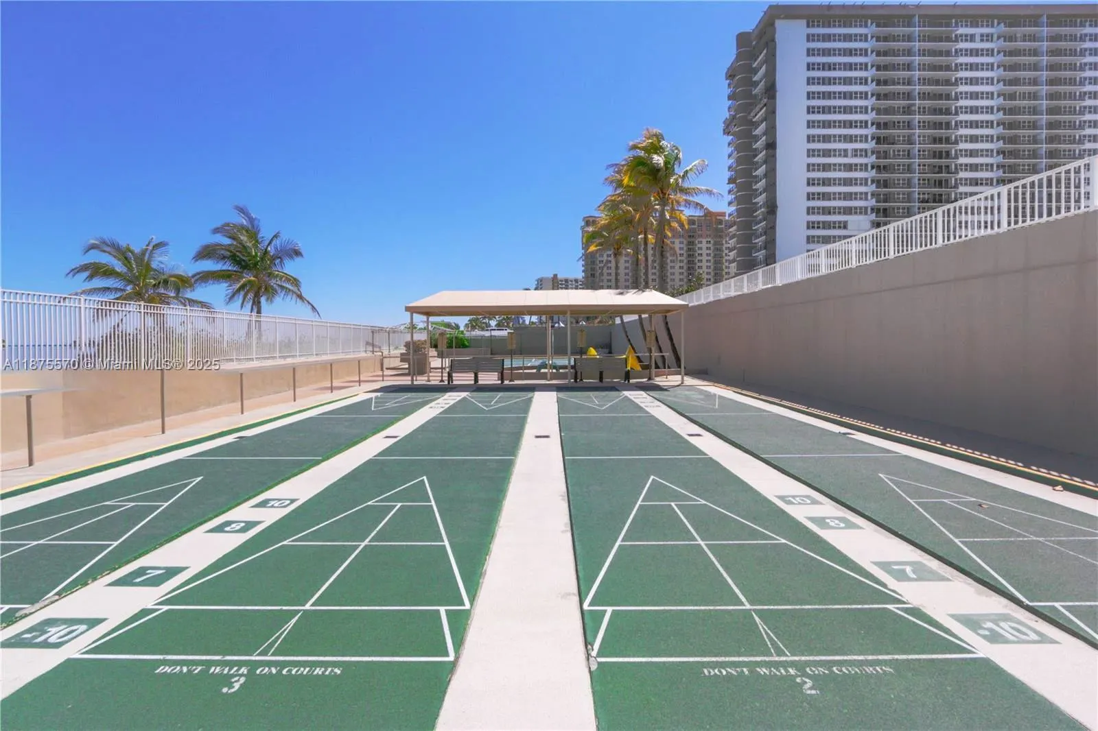 1985 S Ocean Dr, #20A