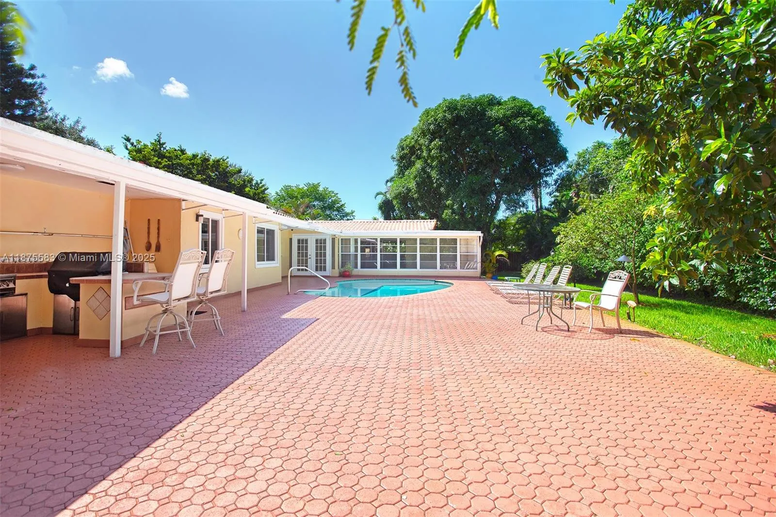 131 SW 59th Ave