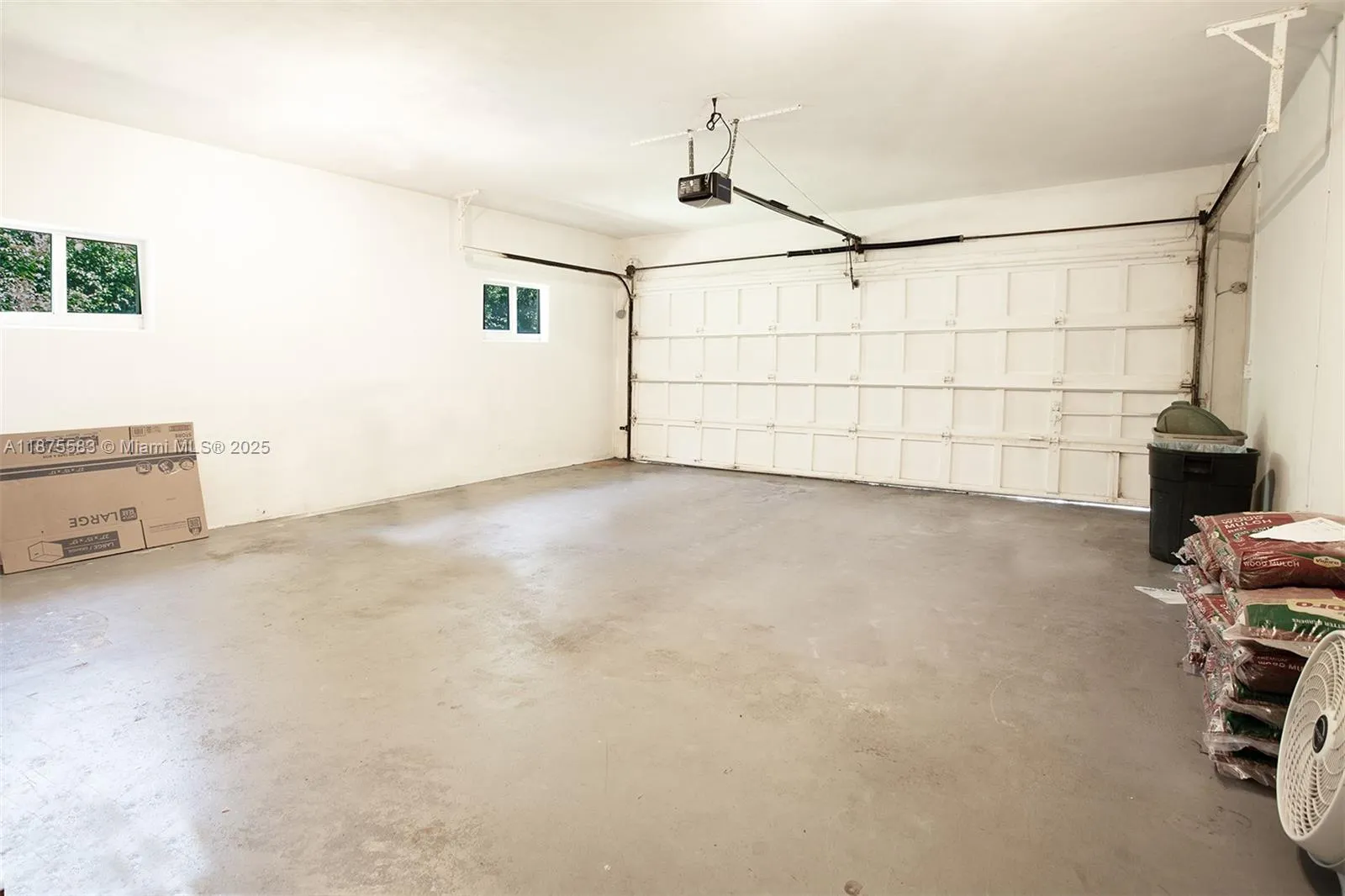 131 SW 59th Ave