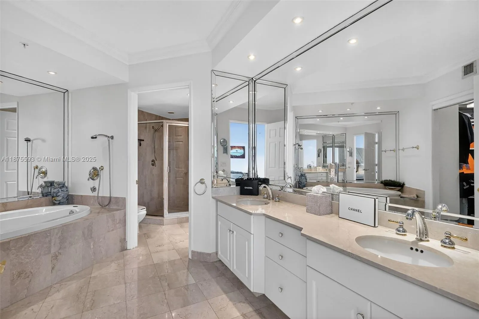 3370 Hidden Bay Dr, #1808