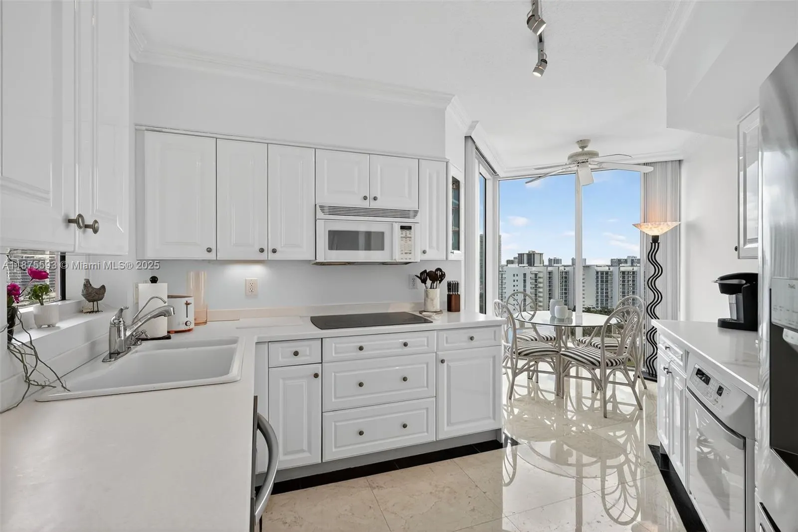 3370 Hidden Bay Dr, #1808