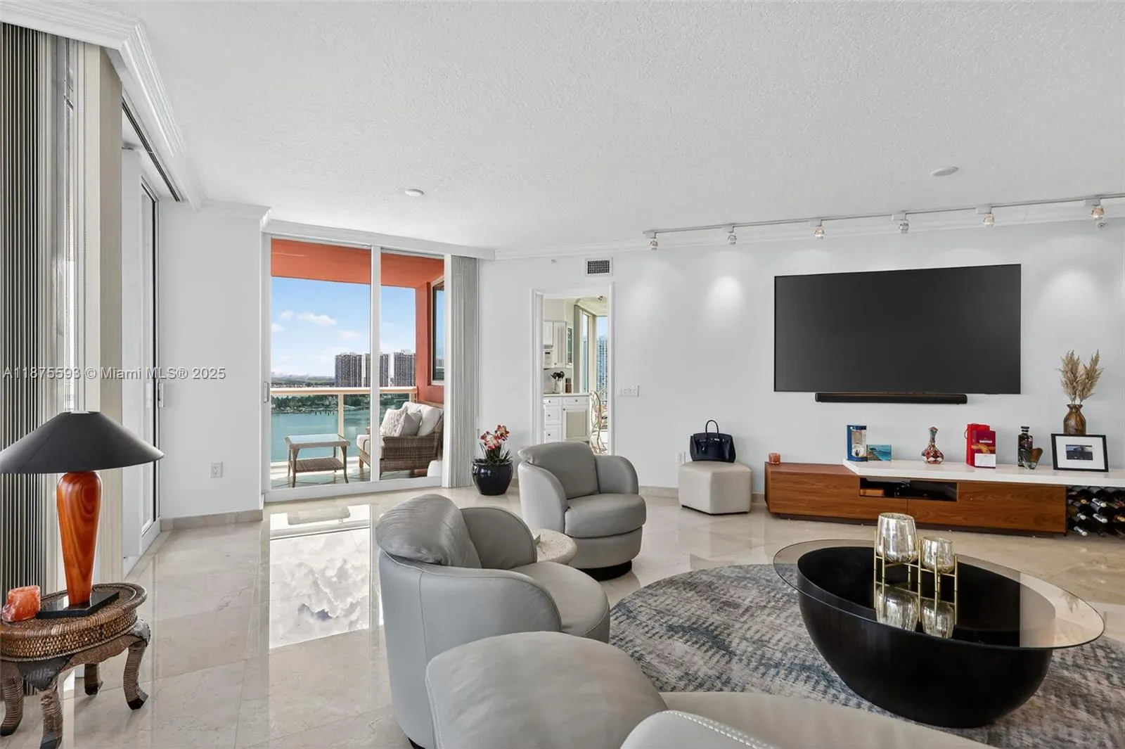 3370 Hidden Bay Dr, #1808