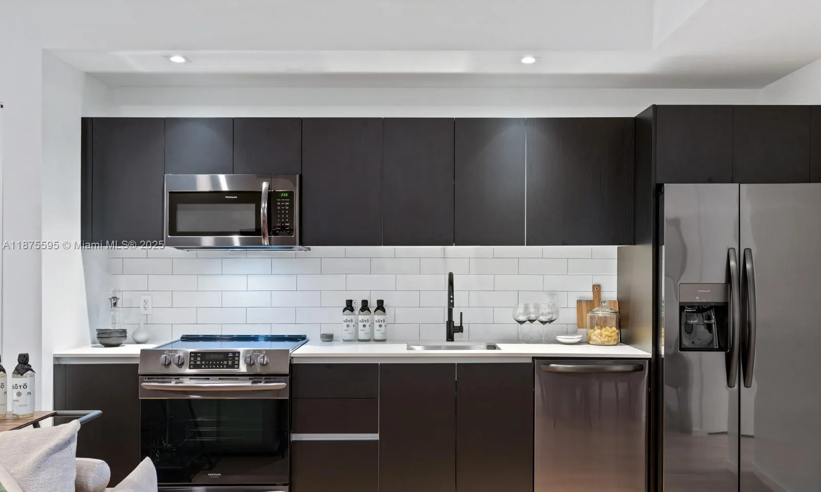 398 NE 5th, #4215