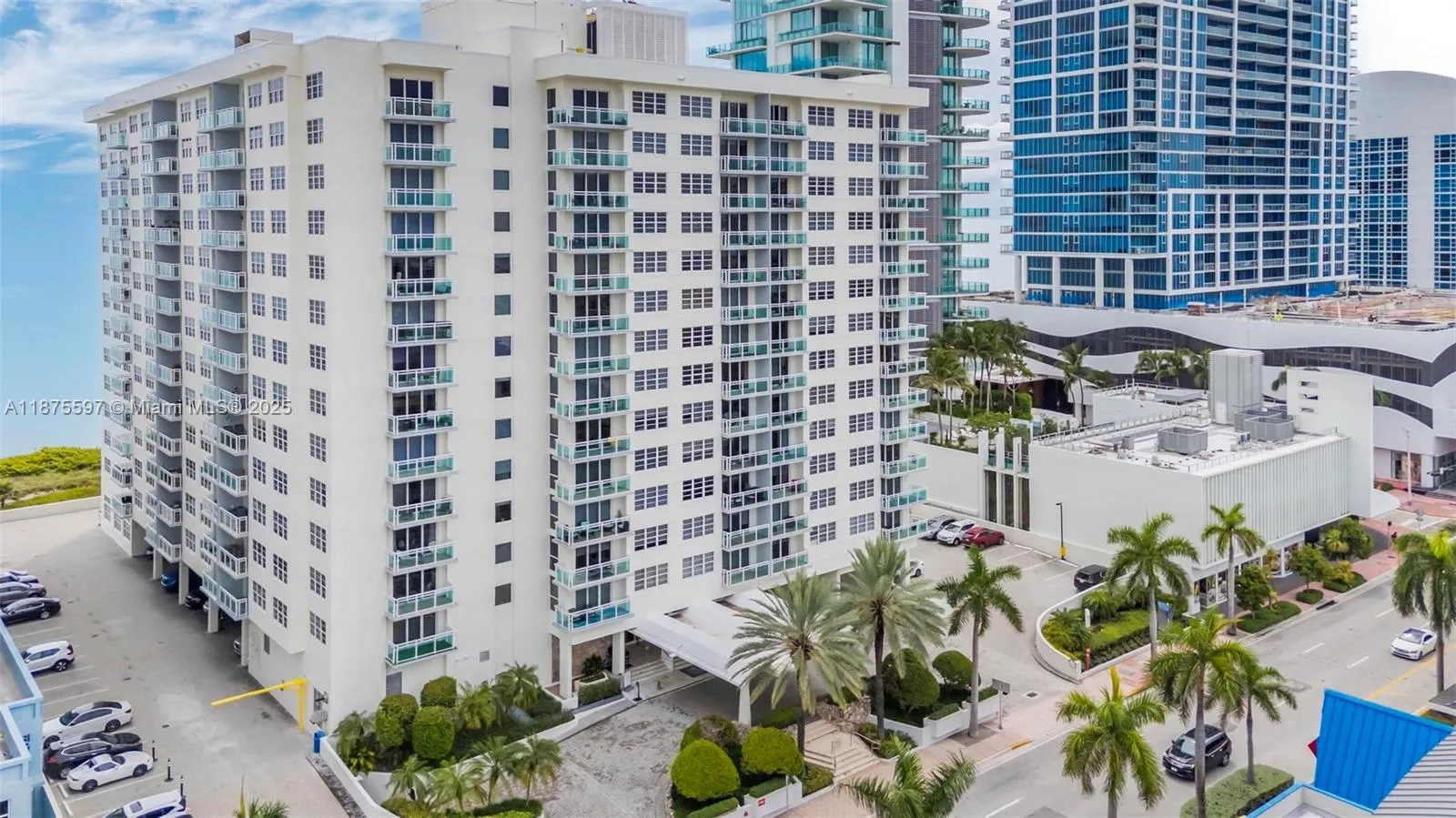 6917 Collins Ave, #1420