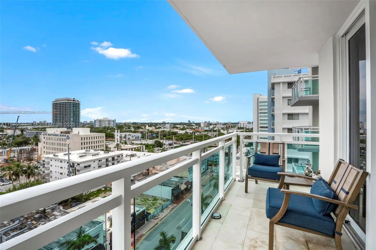 6917 Collins Ave, #1420