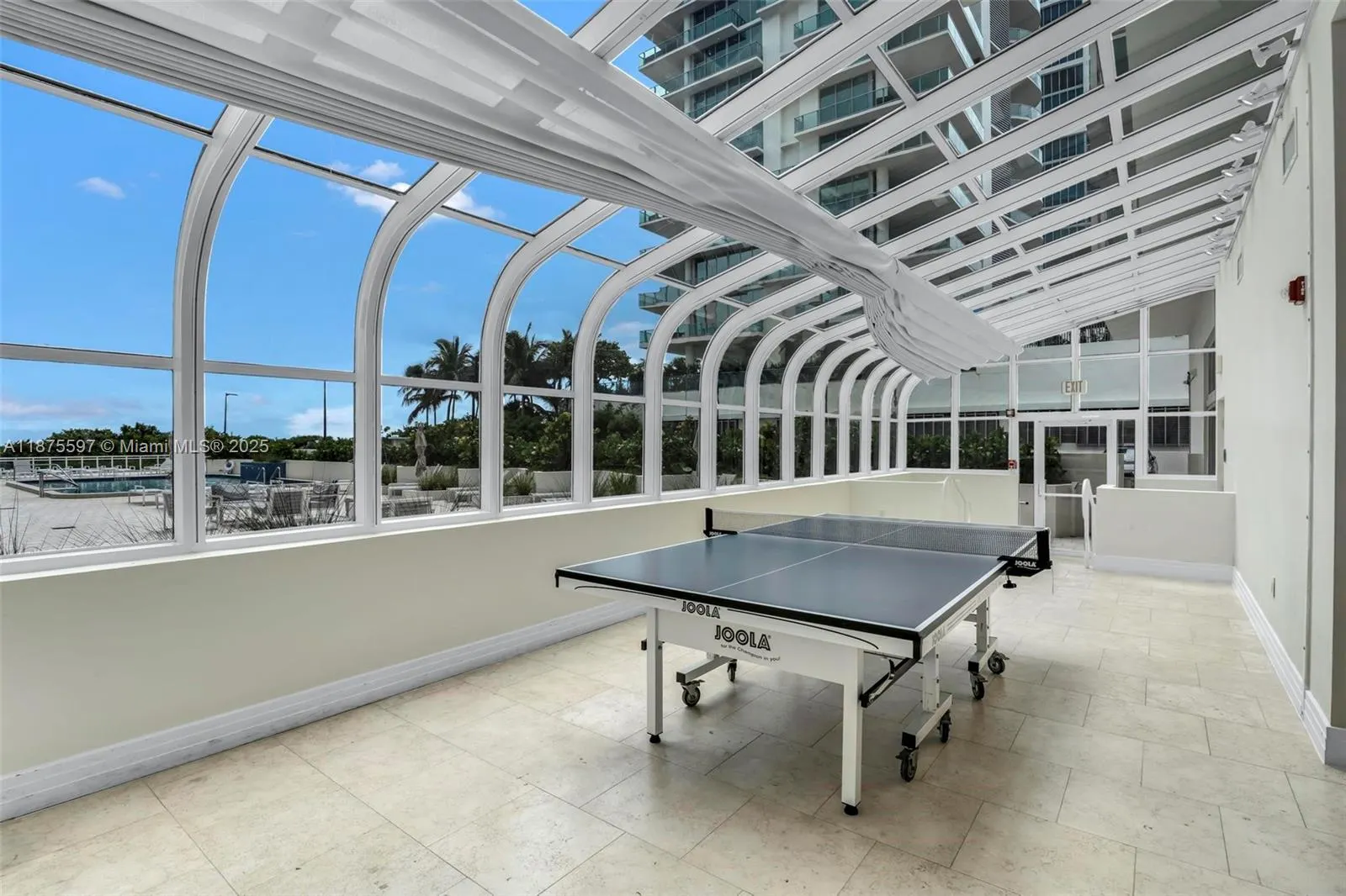6917 Collins Ave, #1420