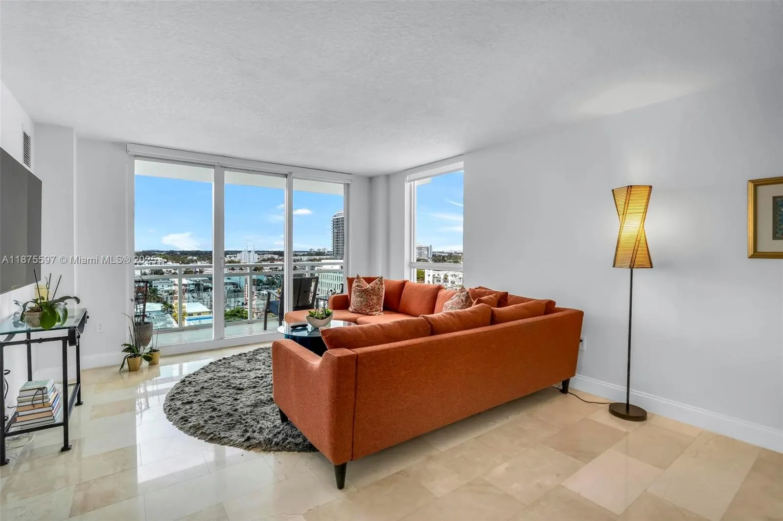 6917 Collins Ave, #1420