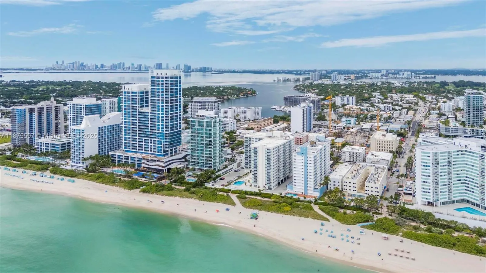 6917 Collins Ave, #1420