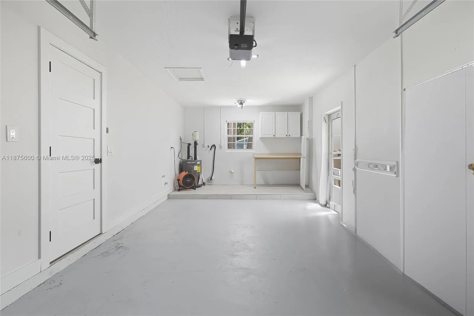 3030 Palm Drive