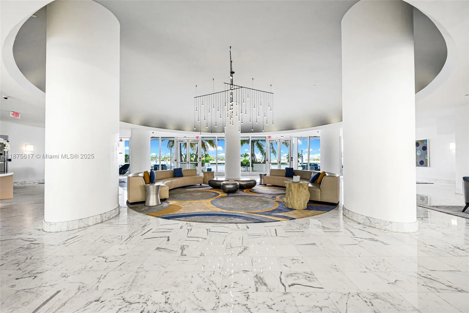 1000 West Ave, #224
