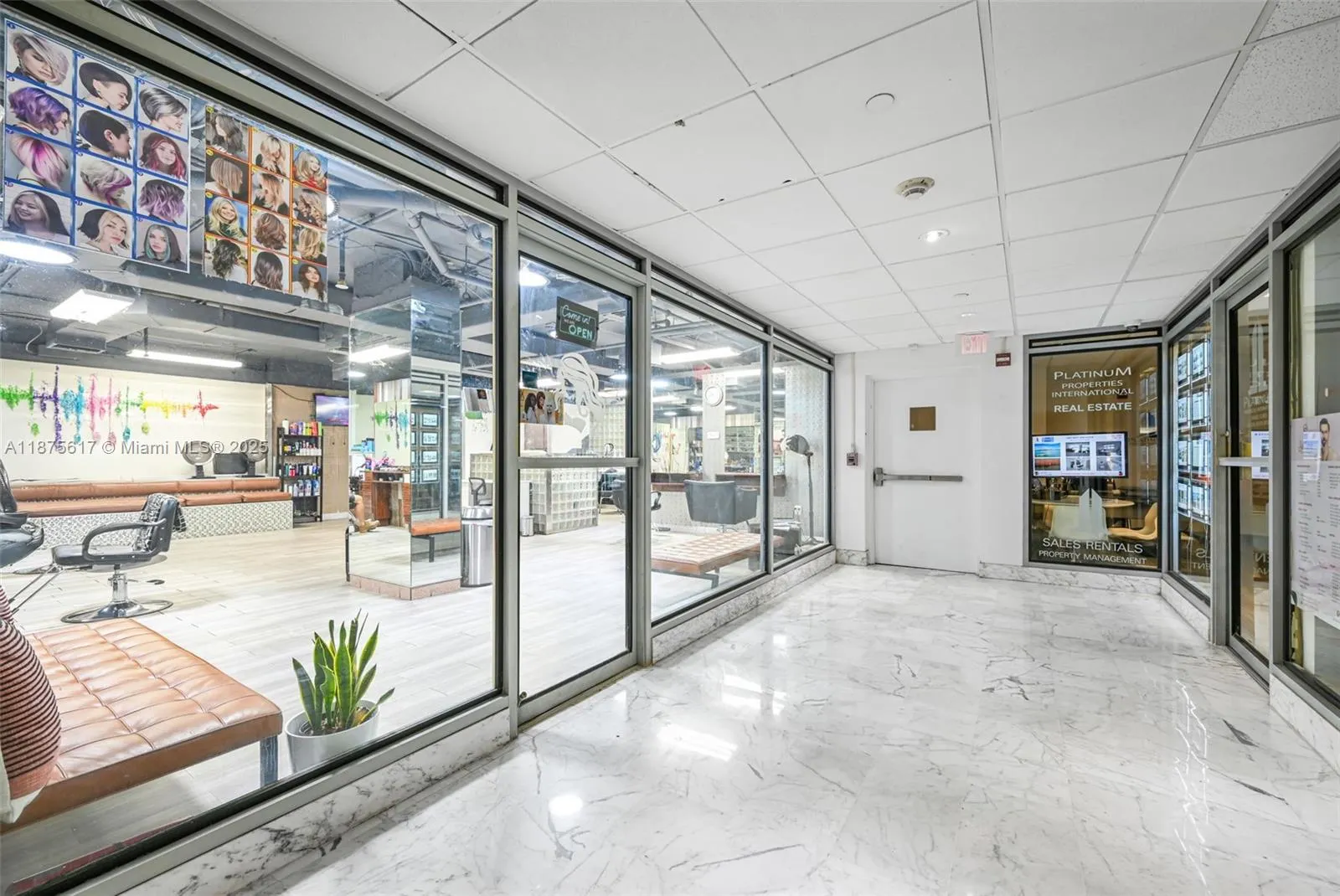 1000 West Ave, #224