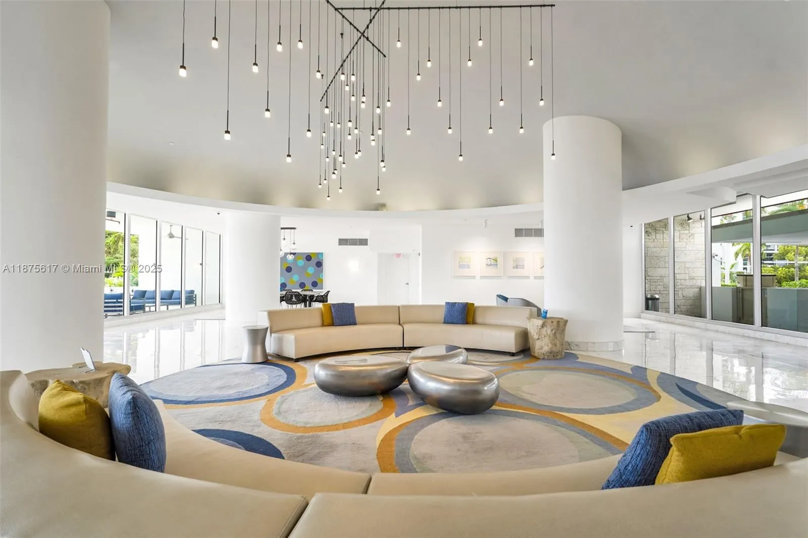 1000 West Ave, #224