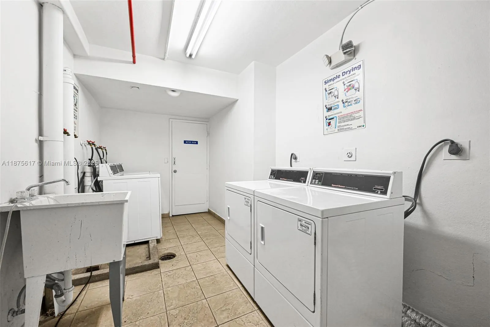 1000 West Ave, #224