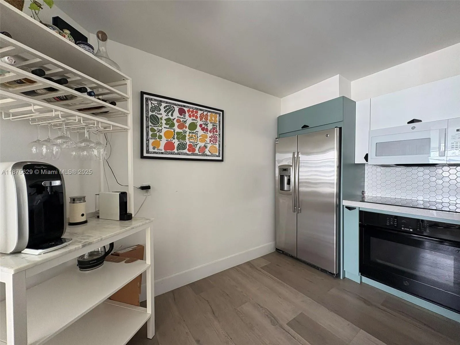 5750 Collins Ave, #15F