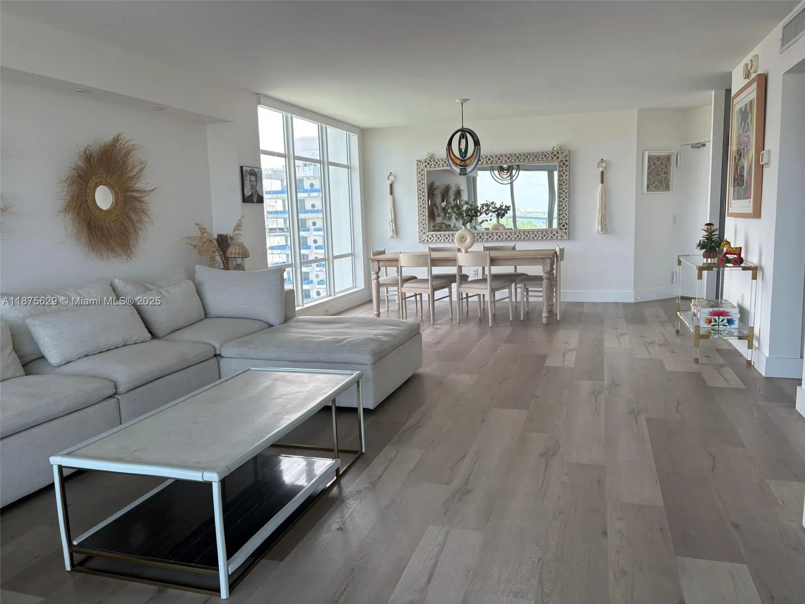 5750 Collins Ave, #15F