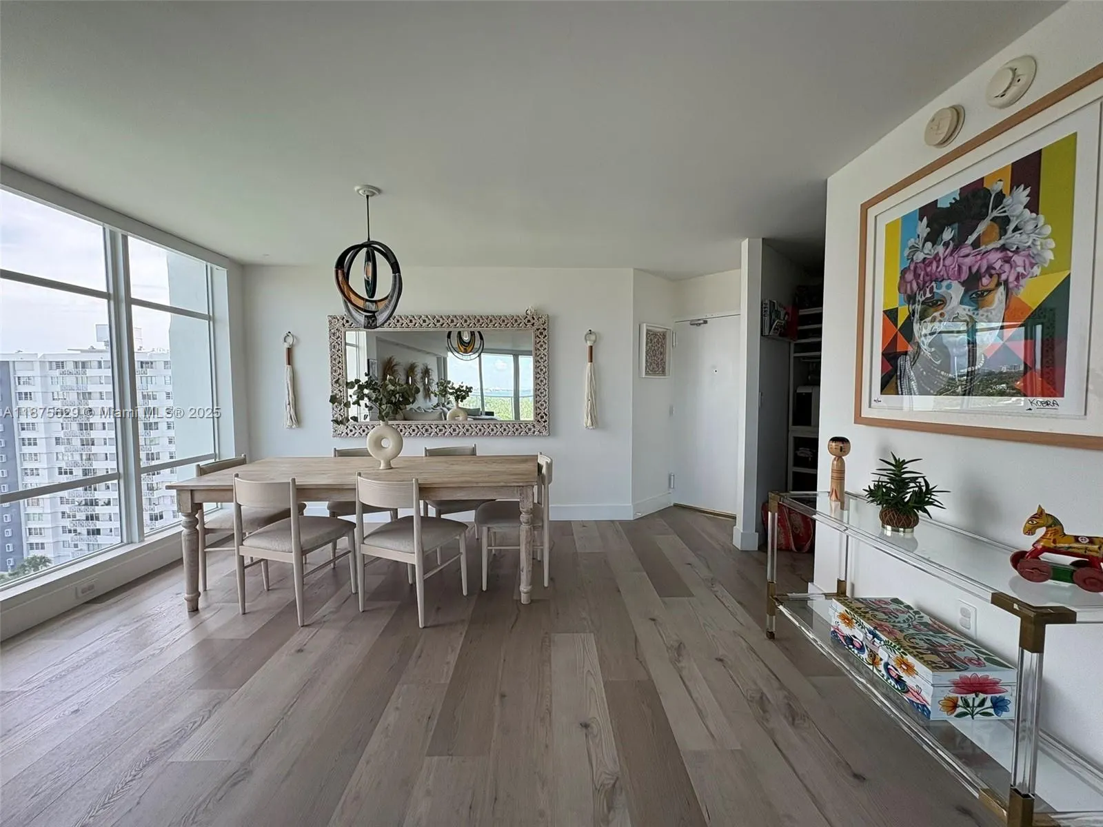 5750 Collins Ave, #15F