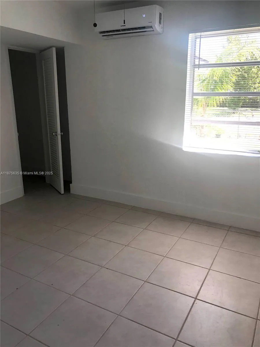 300 NW 97th St