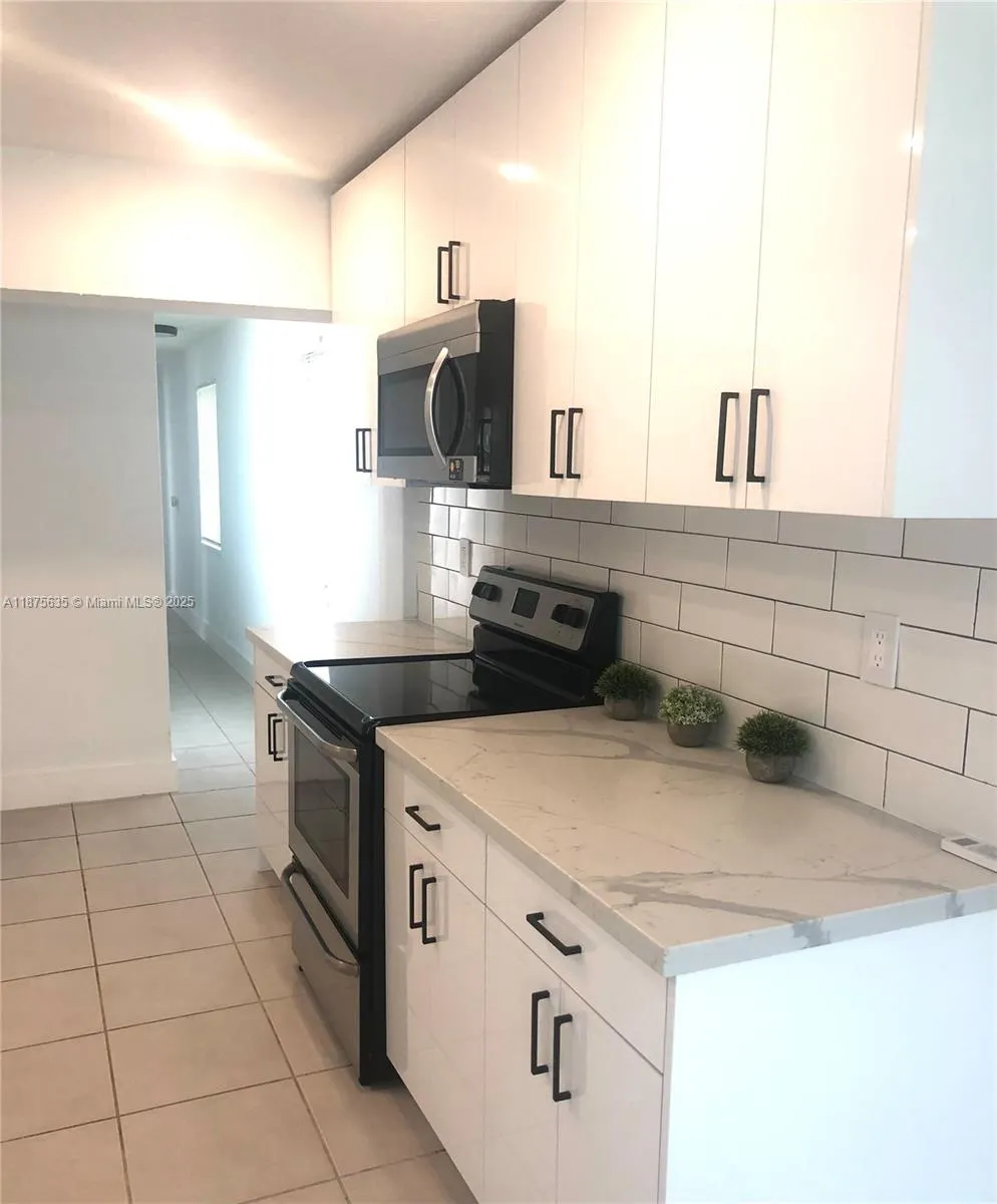 300 NW 97th St