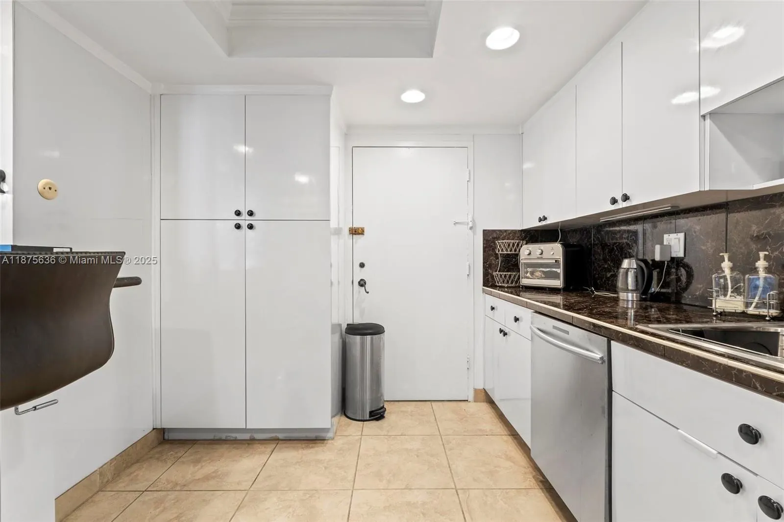 1600 S Ocean Dr, #12H