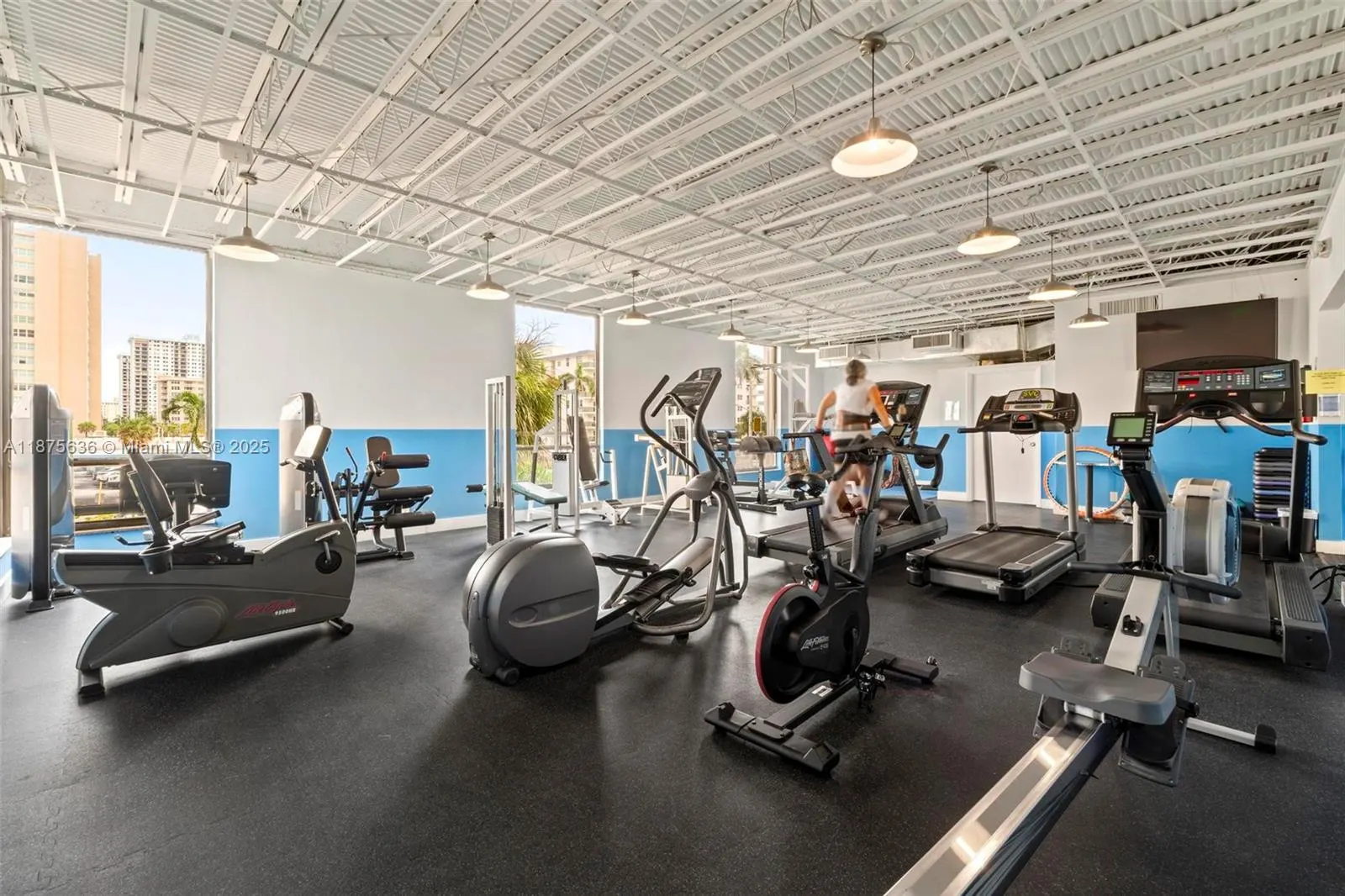 1600 S Ocean Dr, #12H