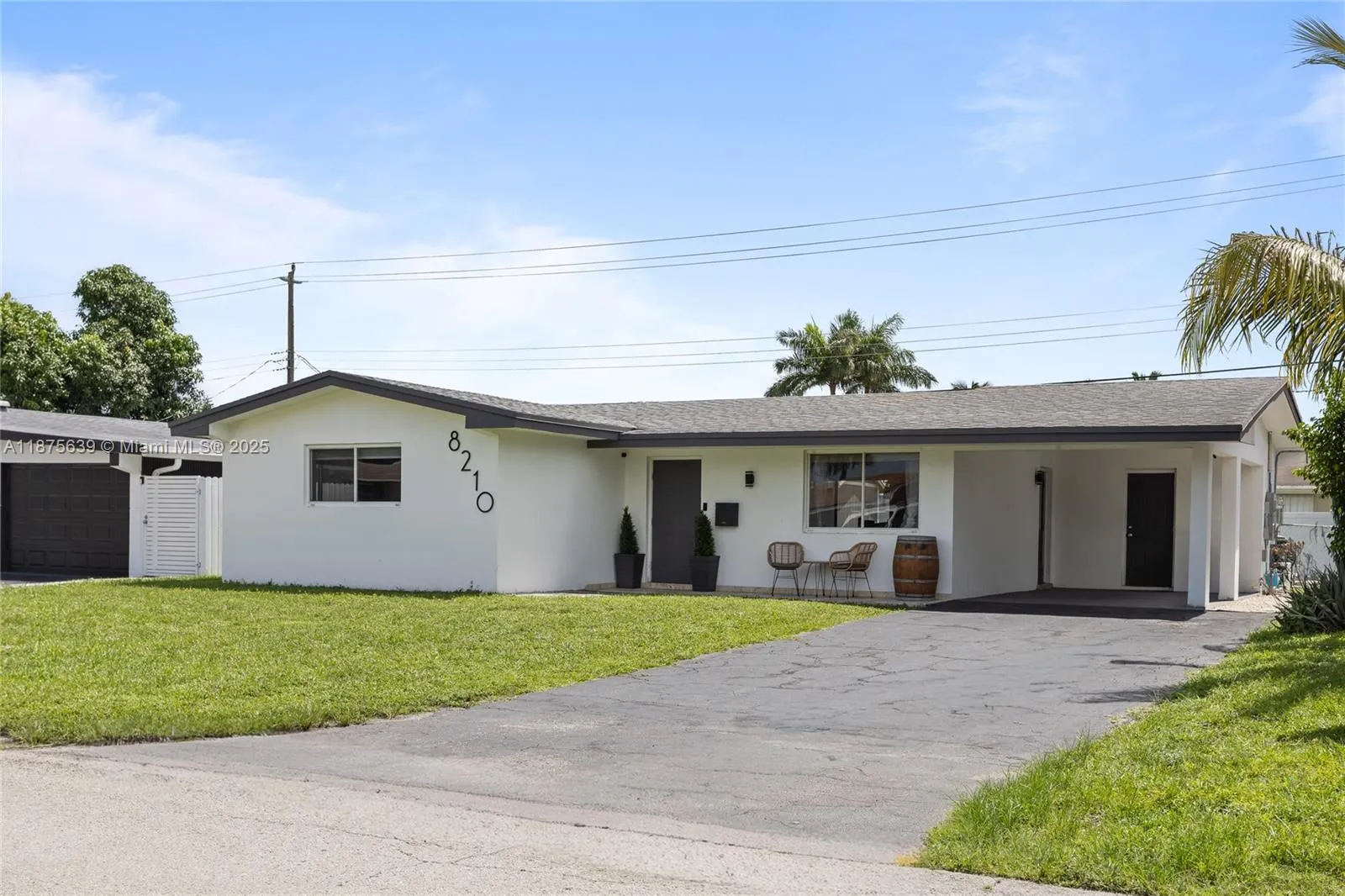8210 NW 11th St