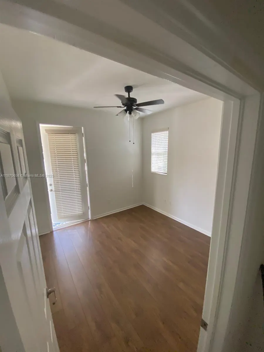 4766 Sierra Ln