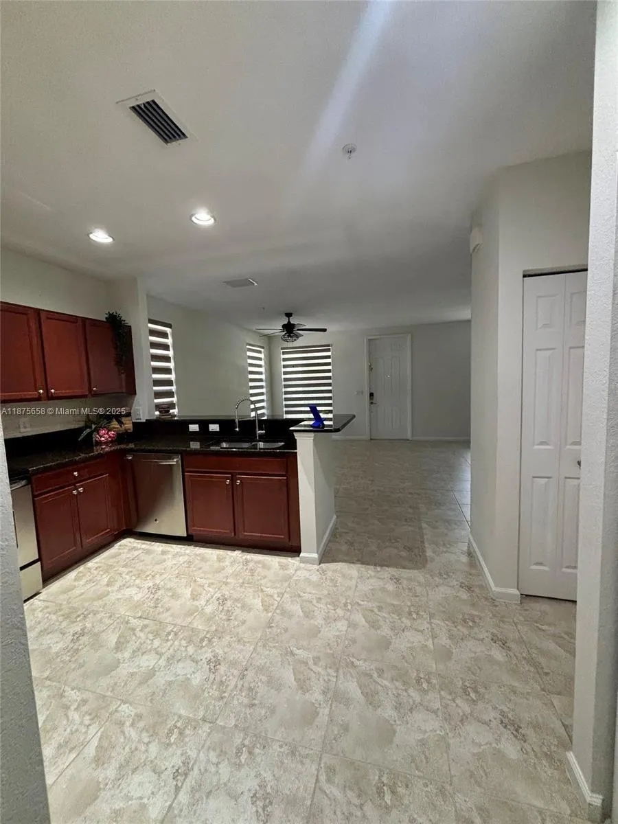 4766 Sierra Ln