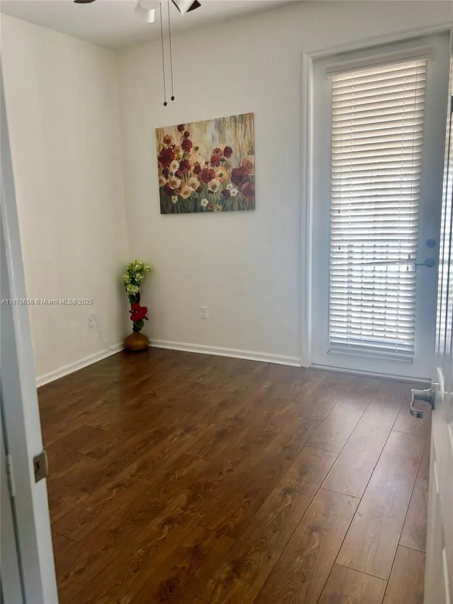 4766 Sierra Ln