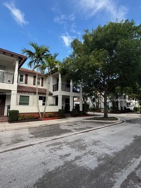 4766 Sierra Ln