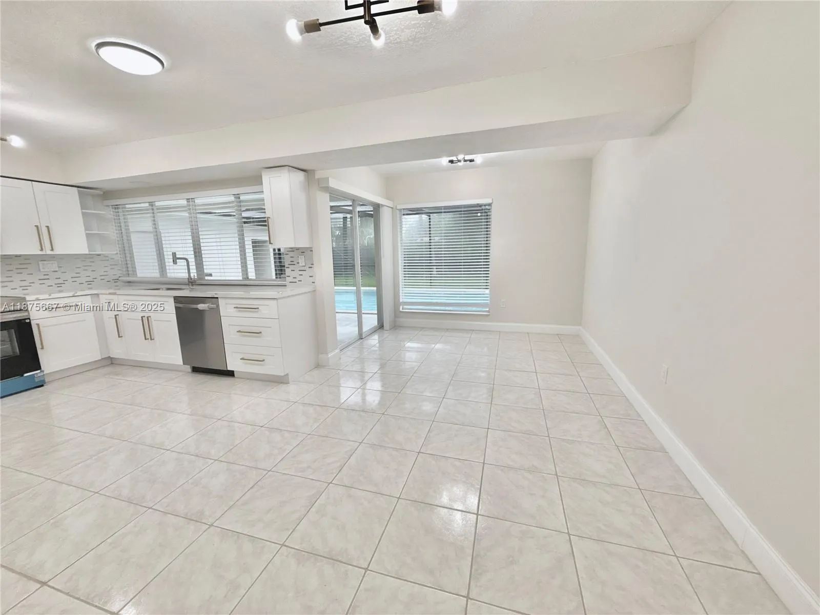 6708 Camelia Dr