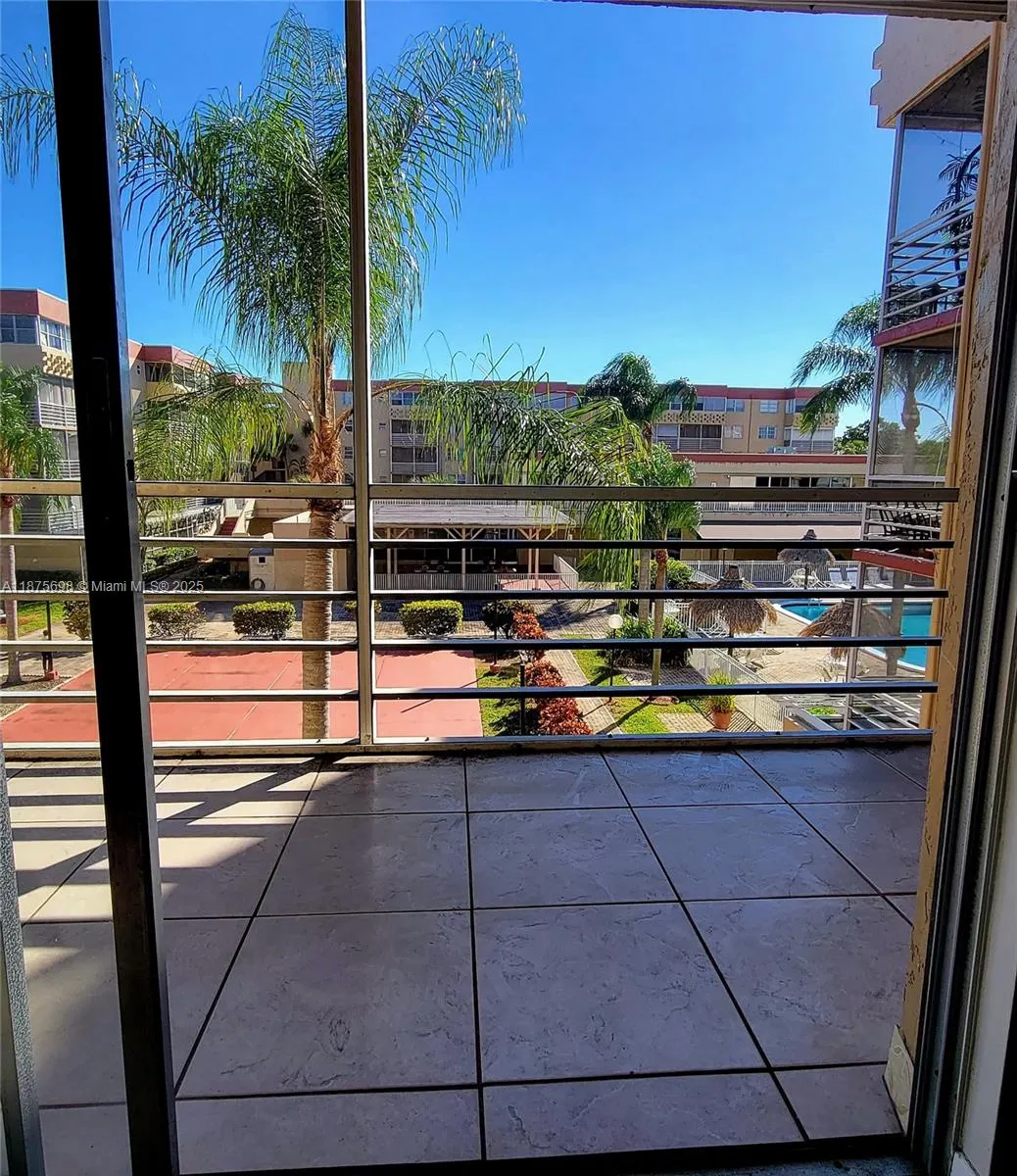 406 NW 68th Ave, #304