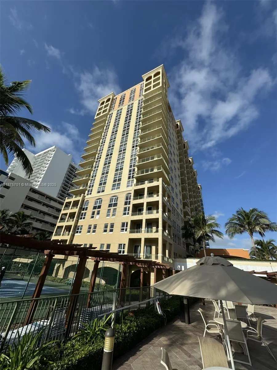 2080 S Ocean Dr, #1711