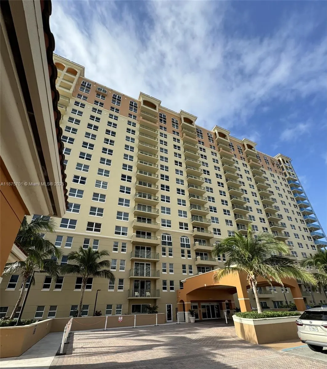 2080 S Ocean Dr, #1711